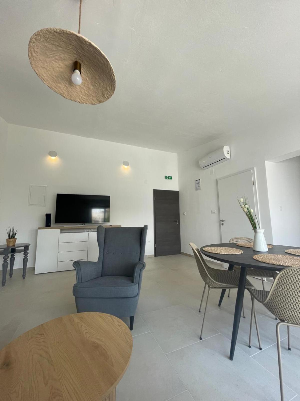 Apartments Ula Vodice Eksteriør billede